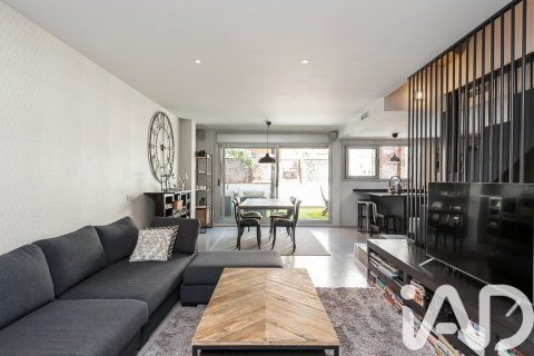Townhouse for sale in Barcelona, Spain 4 bedrooms, 242 sq.m. No. 172670 - photo 3