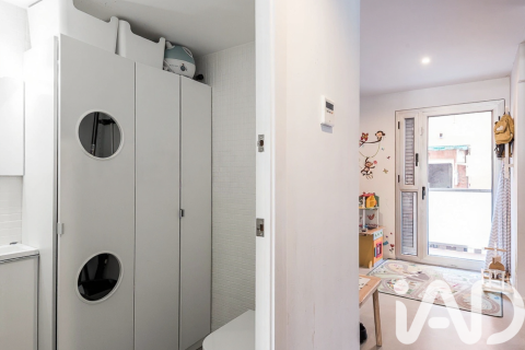 Townhouse for sale in Barcelona, Spain 4 bedrooms, 242 sq.m. No. 172670 - photo 30