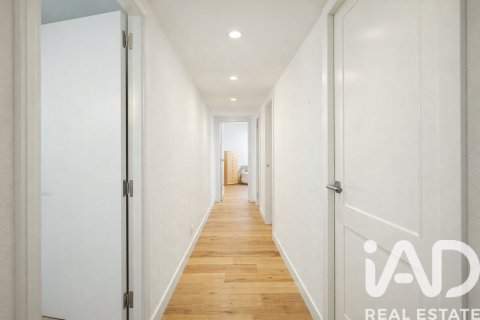Apartament w Barcelona, Hiszpania 4 sypialnie, 147 mkw. nr 172665 – zdjęcie 7