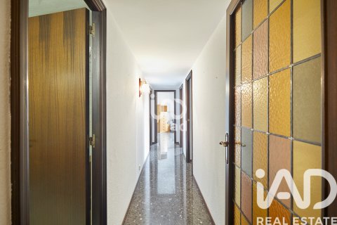 Apartament w Barcelona, Hiszpania 4 sypialnie, 147 mkw. nr 172665 – zdjęcie 8