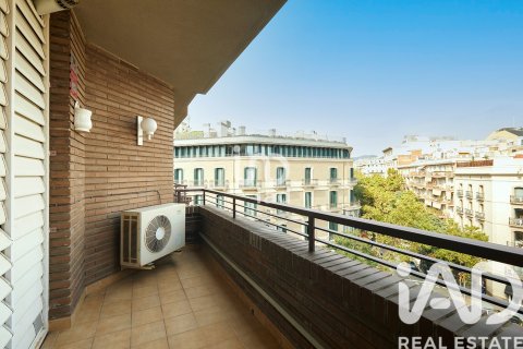 Apartament w Barcelona, Hiszpania 4 sypialnie, 147 mkw. nr 172665 – zdjęcie 28