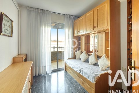 Apartament w Barcelona, Hiszpania 4 sypialnie, 147 mkw. nr 172665 – zdjęcie 17