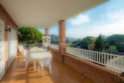 Talo myytävänä Lloret de Mar, Girona, Espanja, 7 makuuhuonetta, 260 m2 No. 166439 - kuva 6