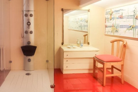 Casa in vendita a Caldes de Malavella, Girona, Spagna 5 camere da letto, 390 mq. N° 166442 - foto 12