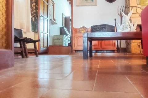 Casa in vendita a Caldes de Malavella, Girona, Spagna 5 camere da letto, 390 mq. N° 166442 - foto 8