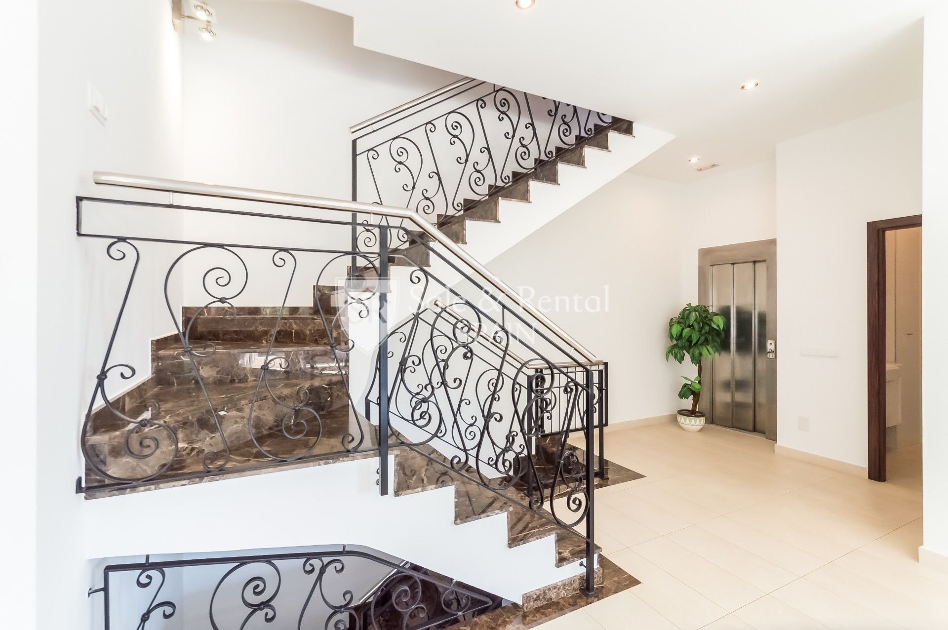 House in Santa Susanna, Barcelona, Spain 6 bedrooms, 545 sq.m. No. 166445