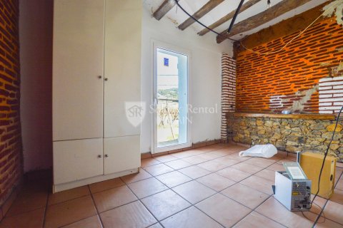 House for sale in Sant Pol de Mar, Barcelona, Spain 4 bedrooms, 270 sq.m. No. 166443 - photo 8