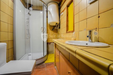 House for sale in Sant Pol de Mar, Barcelona, Spain 4 bedrooms, 270 sq.m. No. 166443 - photo 10