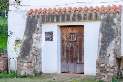 House for sale in Sant Pol de Mar, Barcelona, Spain 4 bedrooms, 270 sq.m. No. 166443 - photo 4