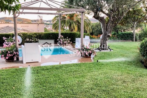 House for sale in Castell-Platja d'Aro, Girona, Spain 6 bedrooms, 385 sq.m. No. 166440 - photo 6