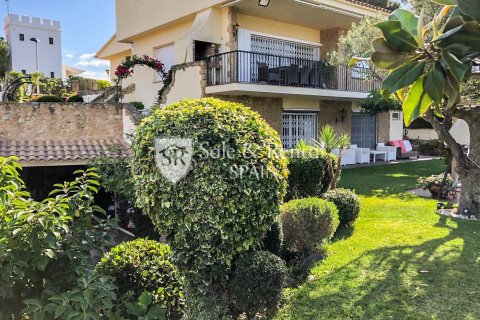 House for sale in Castell-Platja d'Aro, Girona, Spain 6 bedrooms, 385 sq.m. No. 166440 - photo 2