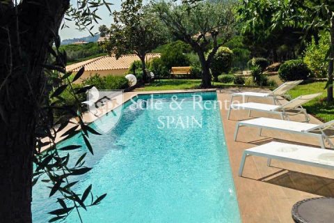 House for sale in Castell-Platja d'Aro, Girona, Spain 6 bedrooms, 385 sq.m. No. 166440 - photo 3