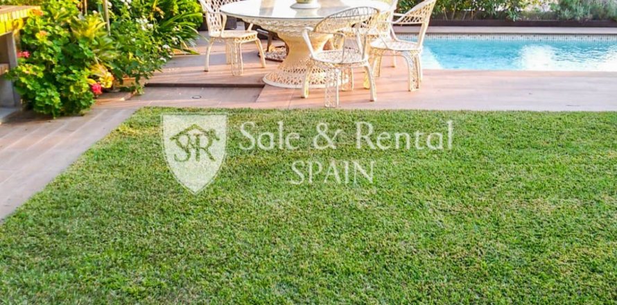 House in Castell-Platja d'Aro, Girona, Spain 6 bedrooms, 385 sq.m. No. 166440