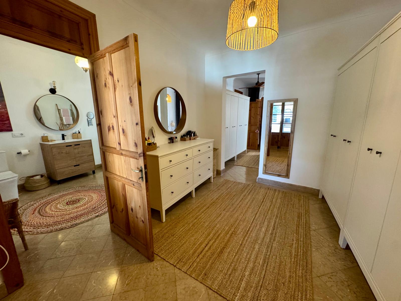 Villetta a schiera a Muro, Mallorca, Spagna 4 camere da letto, 393 mq. N° 155492