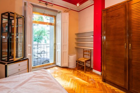 Lägenhet till salu Madrid, Spanien 4 sovrum, 110 kvm. Nr. 108081 - foto 6