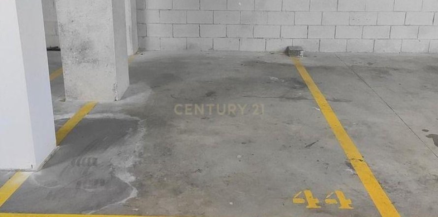 Garage in Barcelona, Spain 45 sq.m. No. 186491