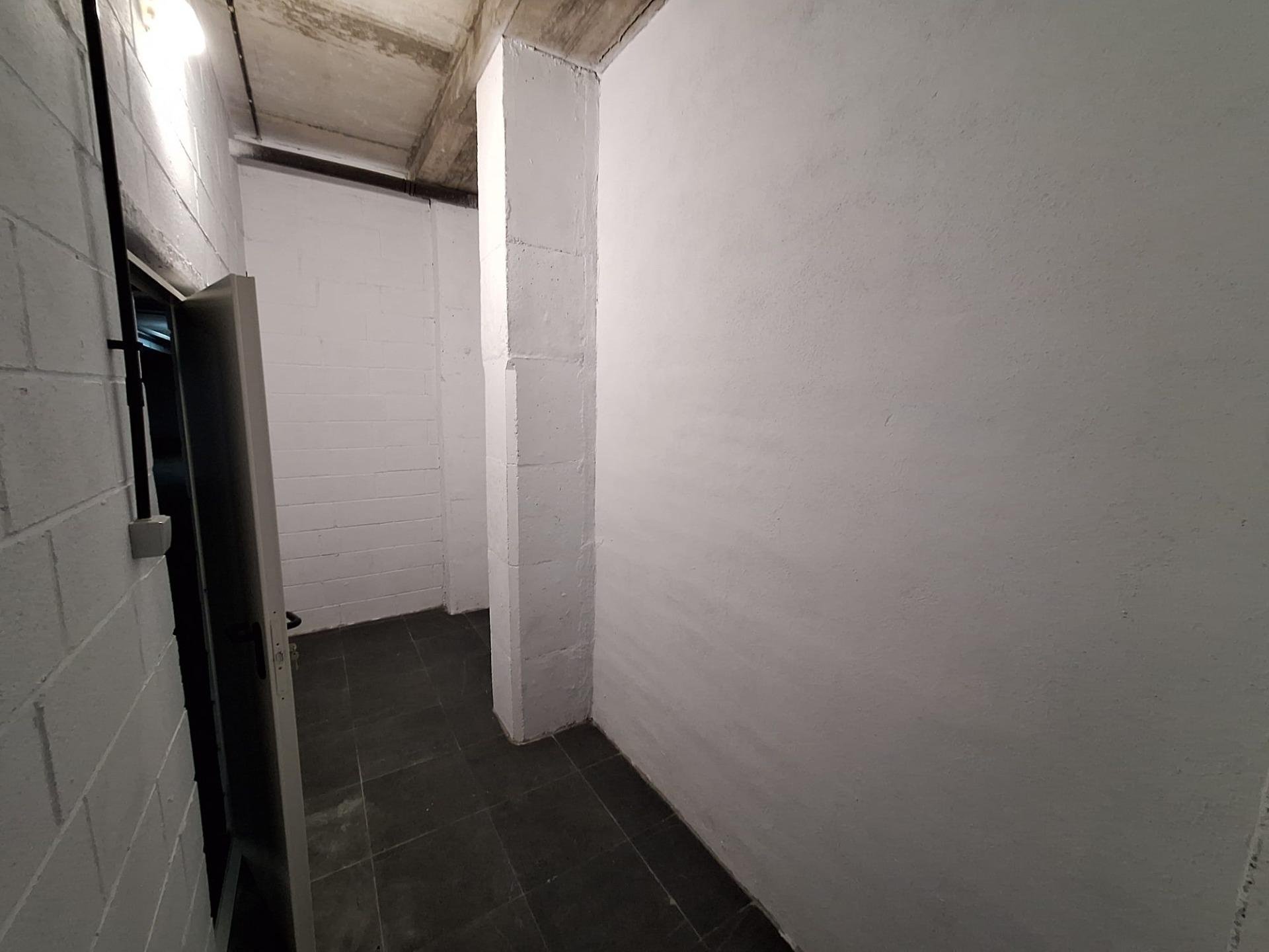 Warehouse in San Miguel de Salinas, Alicante, Spain 10 sq.m. No. 182812