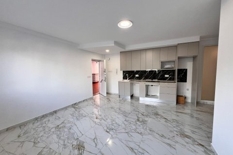 Wohnung zum Verkauf in Torrevieja, Alicante, Spanien 1 Schlafzimmer, Nr. 182816 - Foto 5