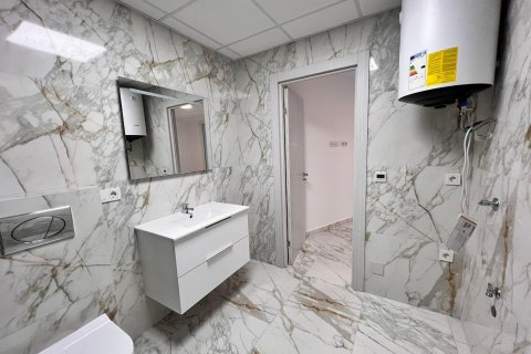 Wohnung zum Verkauf in Torrevieja, Alicante, Spanien 1 Schlafzimmer, Nr. 182816 - Foto 13