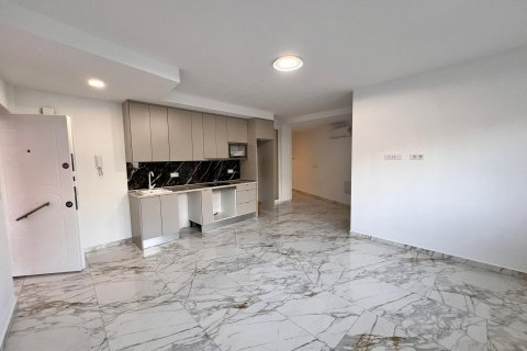 Wohnung zum Verkauf in Torrevieja, Alicante, Spanien 1 Schlafzimmer, Nr. 182816 - Foto 3