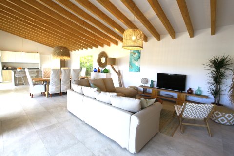 Аренда виллы в Са Побла, Майорка, Испания 3 спальни, 236м2 №155870 - фото 8