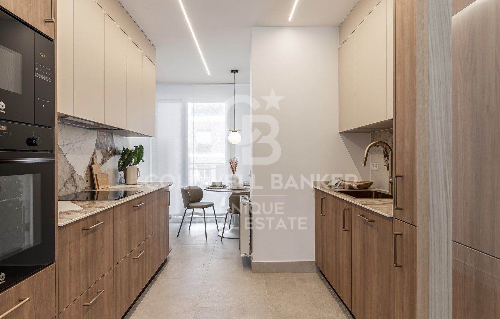 Apartament w Madrid, Hiszpania 4 sypialnie, 160 mkw. nr 178556