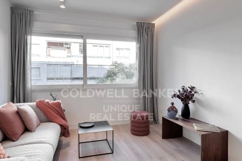 Apartment à vendre à Madrid, Espagne, 1 chambre, 62 m2 No. 178554 - photo 3