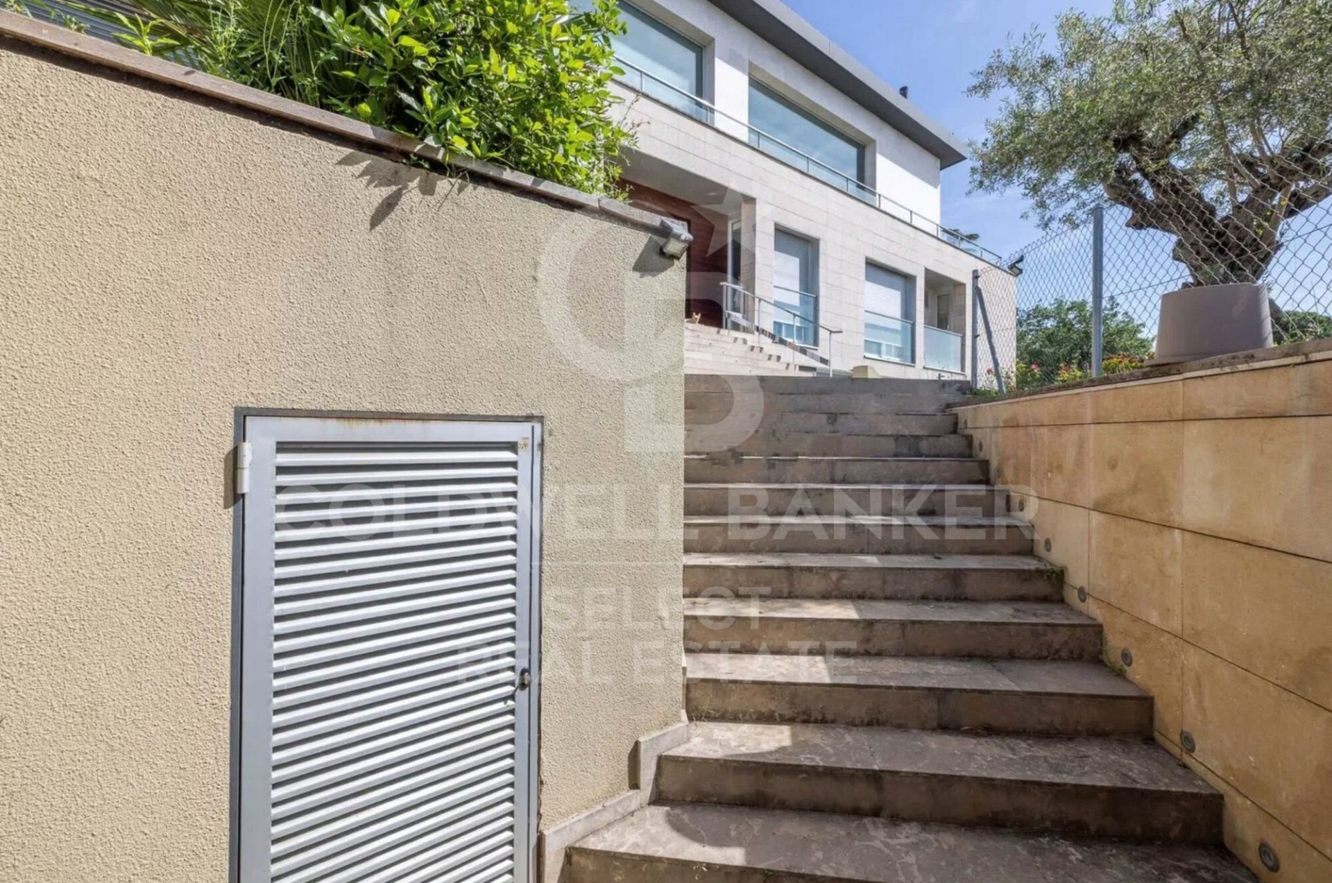 Villa in Cerdanyola Del Valles, Barcelona, Spanien 5 Schlafzimmer, 726 m2 Nr. 178557