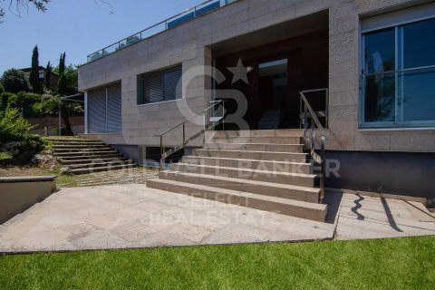 Villa à vendre à Cerdanyola Del Valles, Barcelona, Espagne, 5 chambres, 726 m2 No. 178557 - photo 5