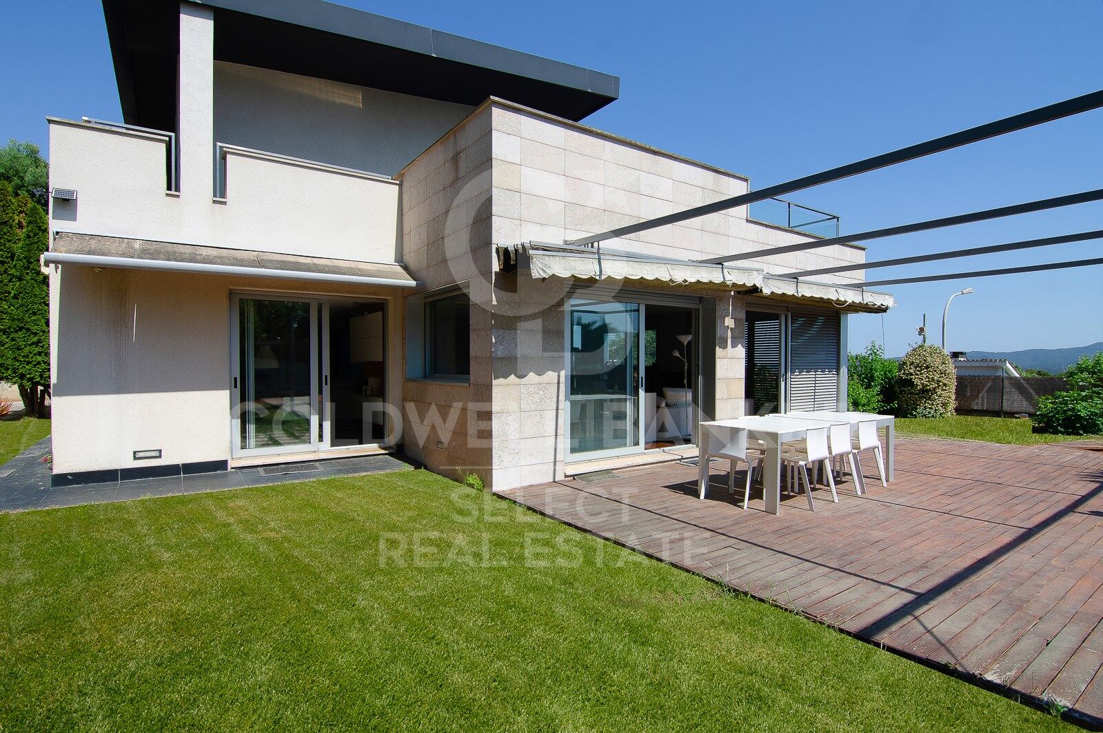 Villa in Cerdanyola Del Valles, Barcelona, Spanien 5 Schlafzimmer, 726 m2 Nr. 178557