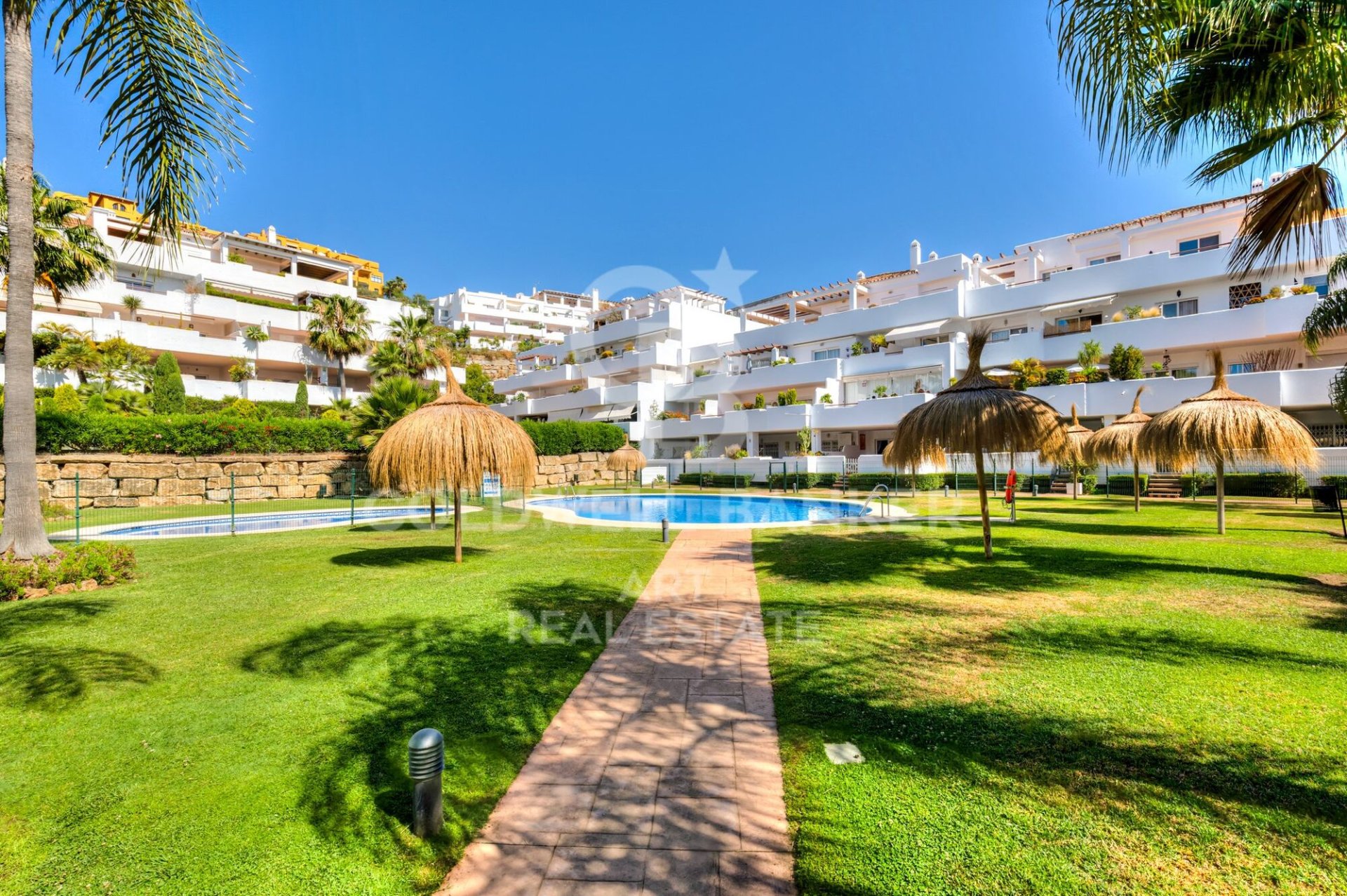 Apartment à Estepona, Malaga, Espagne 3 chambres,  No. 178552