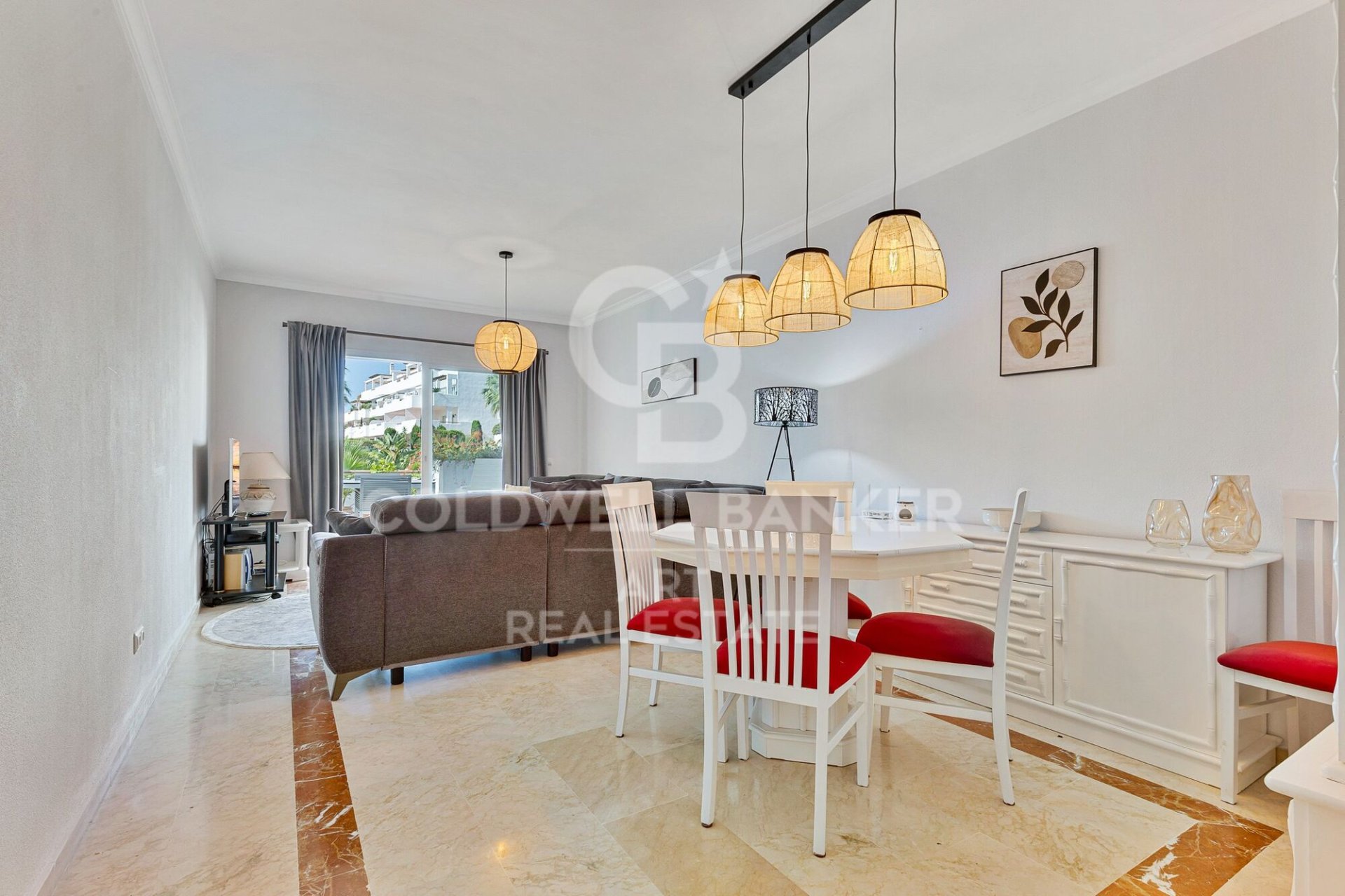 Apartment à Estepona, Malaga, Espagne 3 chambres,  No. 178552