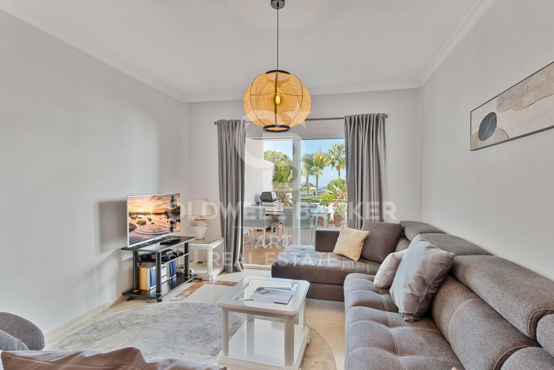 Apartment à Estepona, Malaga, Espagne 3 chambres,  No. 178552