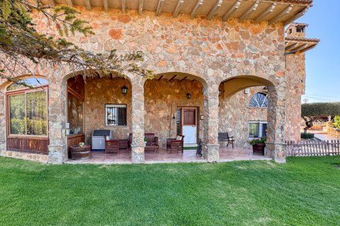 Huvila myytävänä Segorbe, Castellon, Espanja, 5 makuuhuonetta, 426 m2 No. 143616 - kuva 6