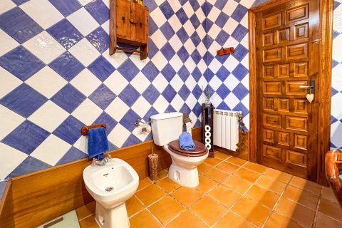 Huvila myytävänä Segorbe, Castellon, Espanja, 5 makuuhuonetta, 426 m2 No. 143616 - kuva 19