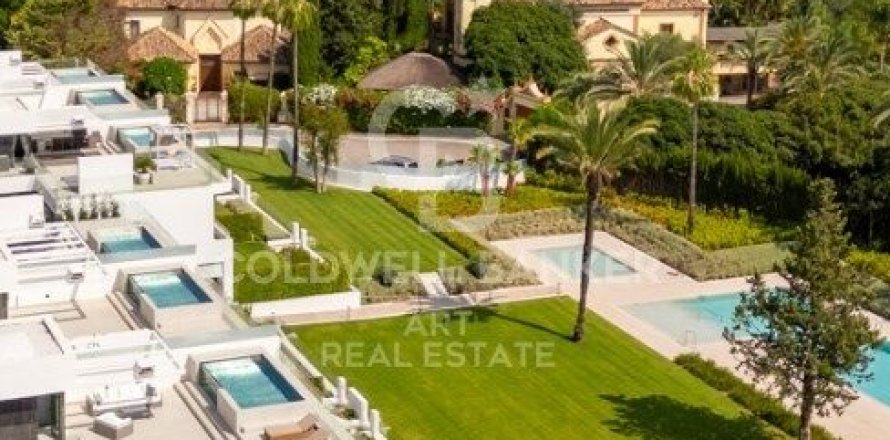 Huvila Marbella, Malaga, Espanja 4 makuuhuonetta, 612 m2 No. 158191
