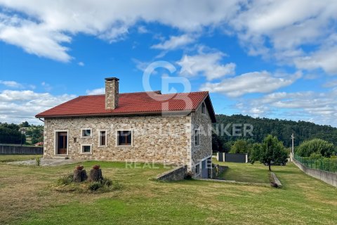 Dom szeregowy w Vilarmaior, A Coruna, Hiszpania 5 sypialni, 242 mkw. nr 158189 – zdjęcie 2