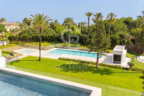 Huvila myytävänä Marbella, Malaga, Espanja, 4 makuuhuonetta, 606 m2 No. 158192 - kuva 2