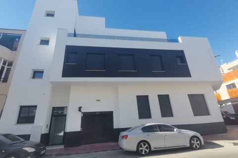 Huoneisto Torrevieja, Alicante, Espanja 2 makuuhuonetta, 69 m2 No. 154769
