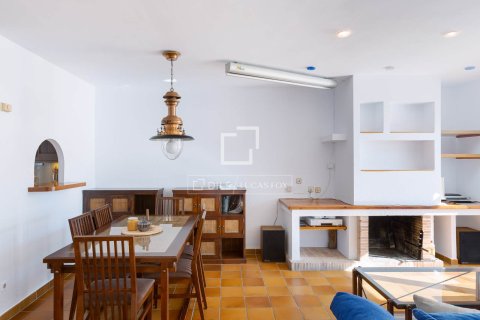 Villa for sale in Sant Pol de Mar, Barcelona, Spain 3 bedrooms, 158 sq.m. No. 150602 - photo 10