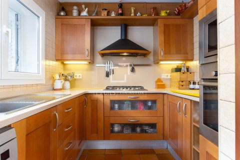 Villa for sale in Sant Pol de Mar, Barcelona, Spain 3 bedrooms, 158 sq.m. No. 150602 - photo 12