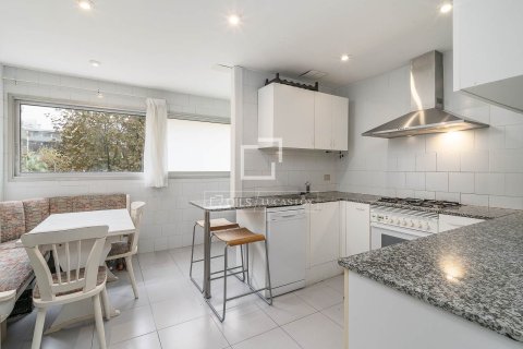 Dzīvoklis pārdošanā Barcelona, Spānijā 3 istabas, 141 m2 Nr. 150606 - attēls 17