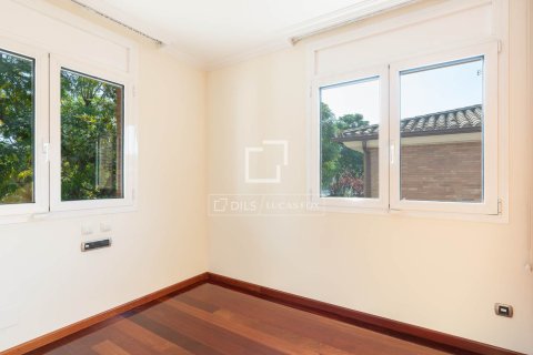 Villa for sale in Sant Cugat Del Valles, Barcelona, Spain 7 bedrooms, 673 sq.m. No. 150604 - photo 22