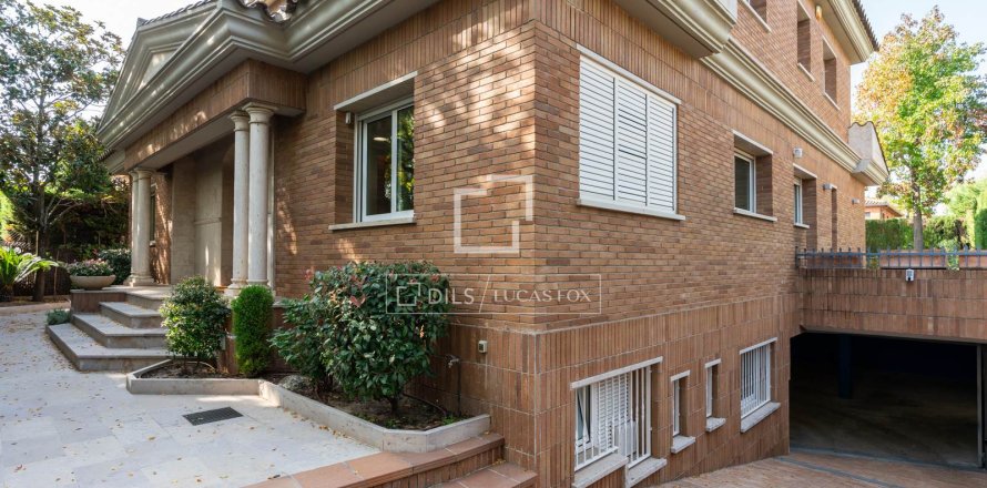 Villa in Sant Cugat Del Valles, Barcelona, Spain 7 bedrooms, 673 sq.m. No. 150604