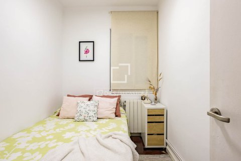 Lägenhet till salu i Barcelona, Spanien 4 sovrum, 76 kvm. Nr. 150605 - foto 25