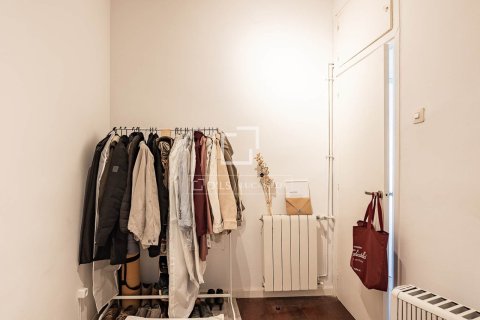 Lägenhet till salu i Barcelona, Spanien 4 sovrum, 76 kvm. Nr. 150605 - foto 17