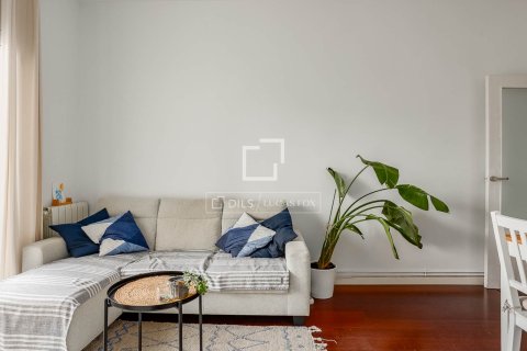 Lägenhet till salu i Barcelona, Spanien 4 sovrum, 76 kvm. Nr. 150605 - foto 4