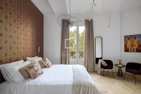Apartamento en venta en Barcelona, España 3 dormitorios, 188 m2 No. 150603 - foto 12