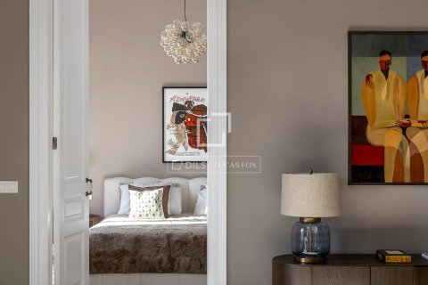 Apartment à vendre à Barcelona, Espagne, 4 chambres, 196 m2 No. 150601 - photo 8