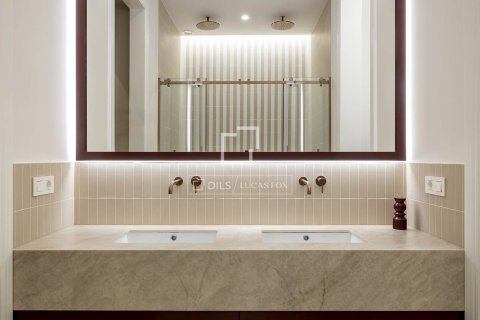 Apartment à vendre à Barcelona, Espagne, 4 chambres, 196 m2 No. 150601 - photo 15